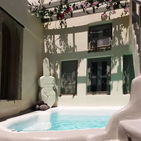 Villa W Cycladicas - Emporeio - A Wonderful 2 Bedroom - Outdoor Pool&jacuzzi