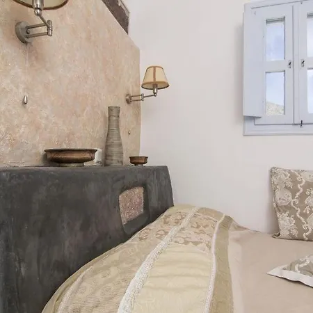 Villa W Cycladicas - Emporeio - A Wonderful 2 Bedroom - Outdoor Pool&jacuzzi
